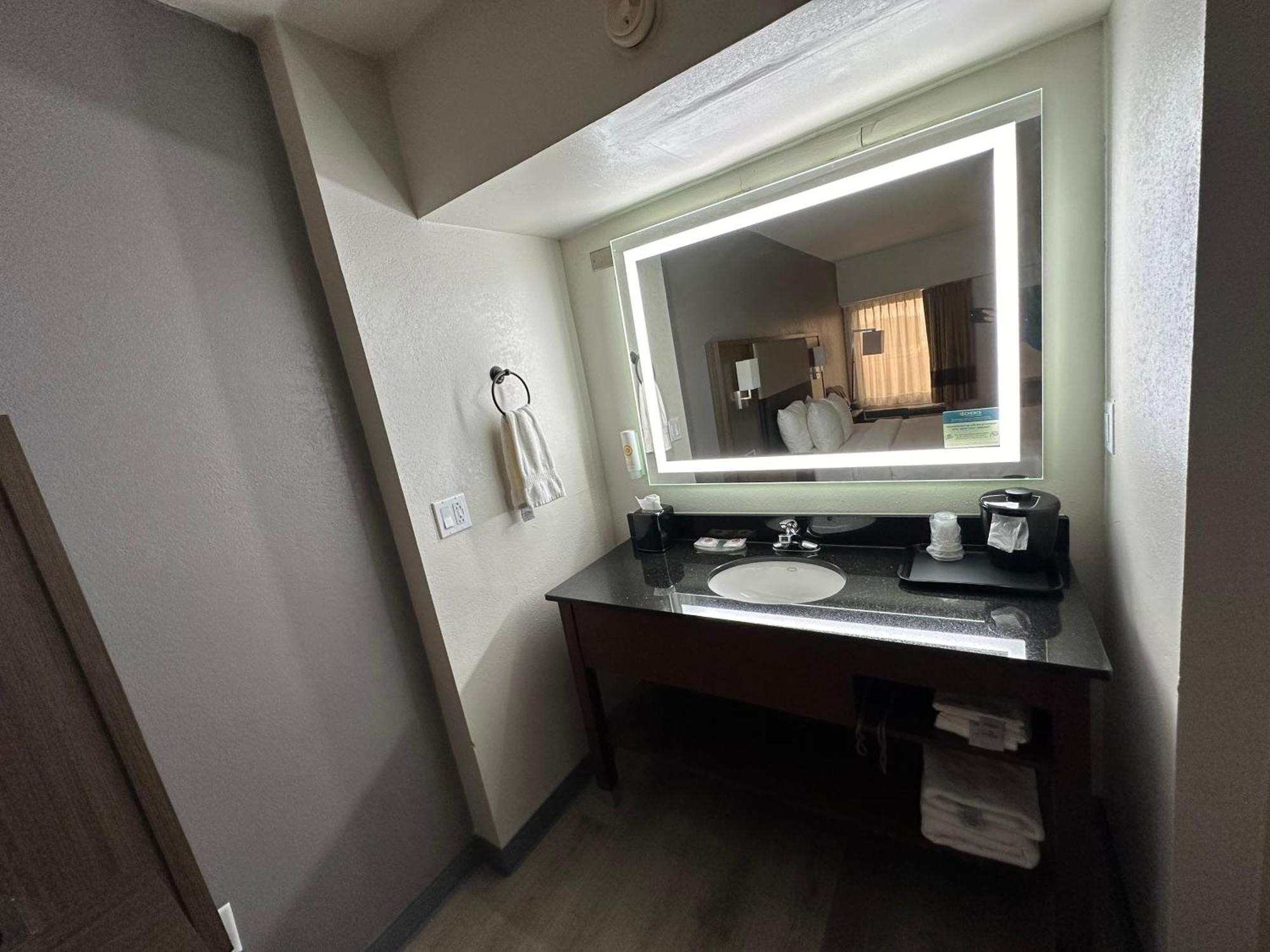 Comfort Inn Конайерс Экстерьер фото